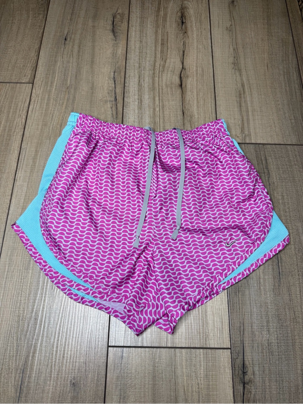 Nike Dri - FIT Women’s XS Pink Tempo Running Shortd Aqua Blue Athletic Gym